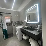 Trinacriahome