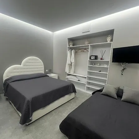 Trinacriahome 아파트